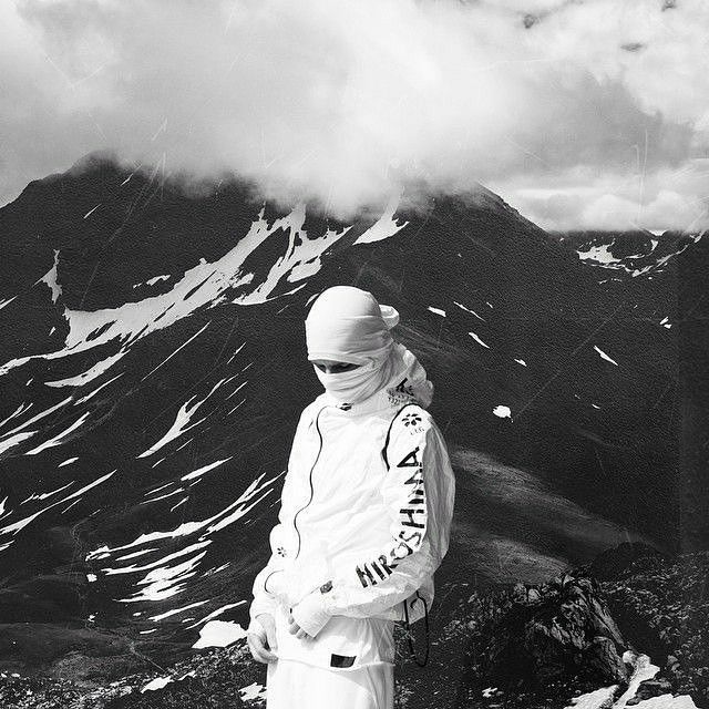 STONE Grey Anubis Set